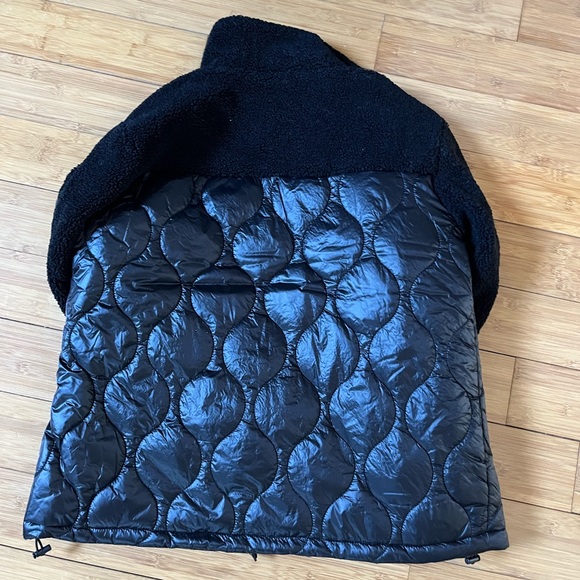 NWT Koolaburra by Ugg Sherpa mix jacket in size L - Picture 2 of 6